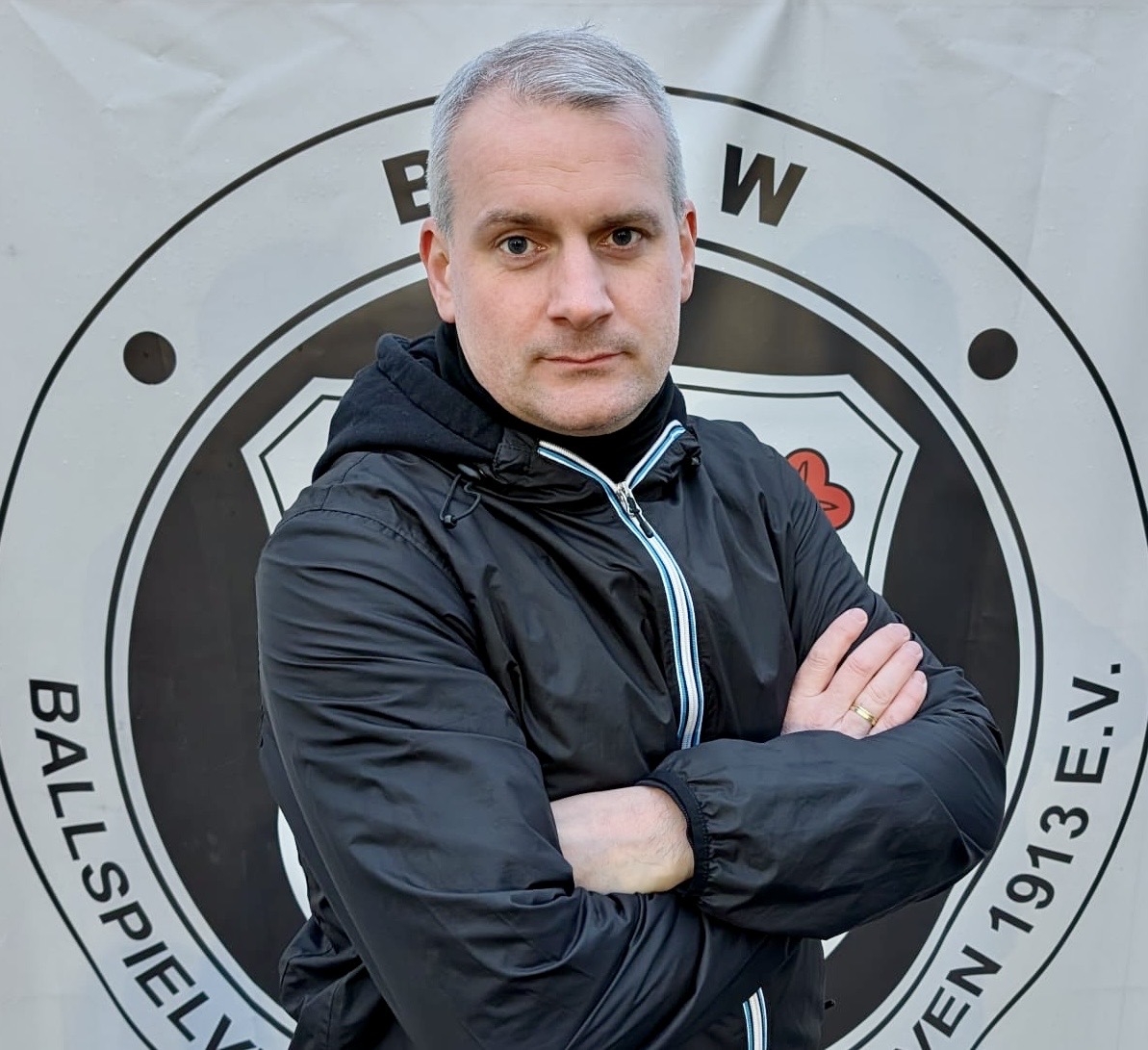 20240916_182556_Marc_cut_4 3.jpeg